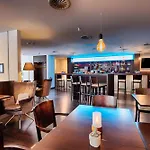 Отель Garner By Ihg 4*