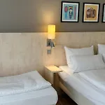 Garner By Ihg Hotel 4*