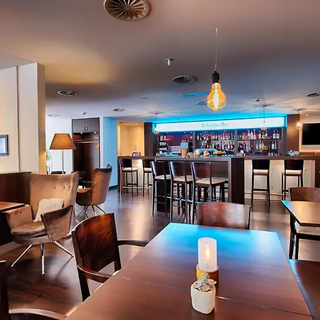 Отель Garner By Ihg 4*