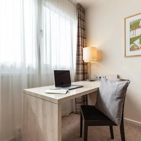 Hotel Garner By Ihg 4*