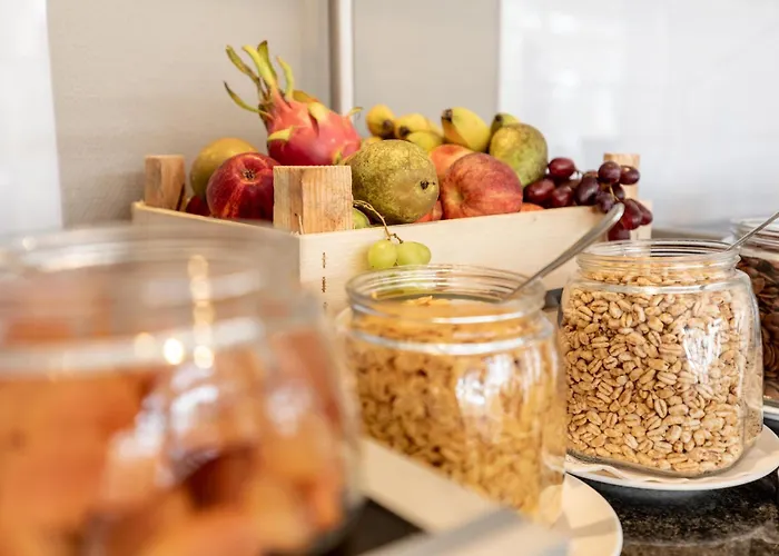 호텔 Garner By Ihg